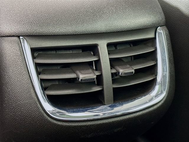 Used 2016 Chevrolet Malibu Premier w/ Driver Confidence Package II image 26