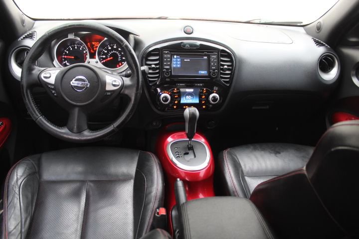 Used 2015 Nissan Juke SL image 25