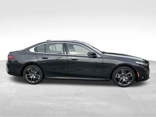 New 2027 BMW 530i xDrive w/ Premium Package AWD/4WD image 2