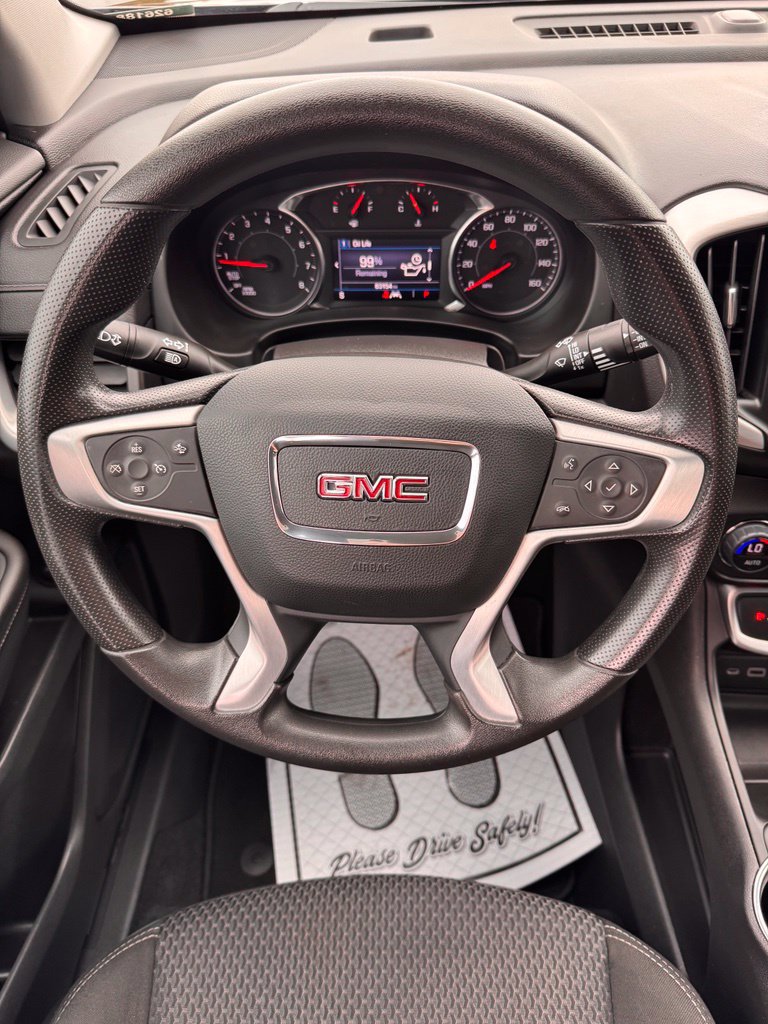 Used 2024 GMC Terrain SLE w/ Driver Convenience Package FWD image 24