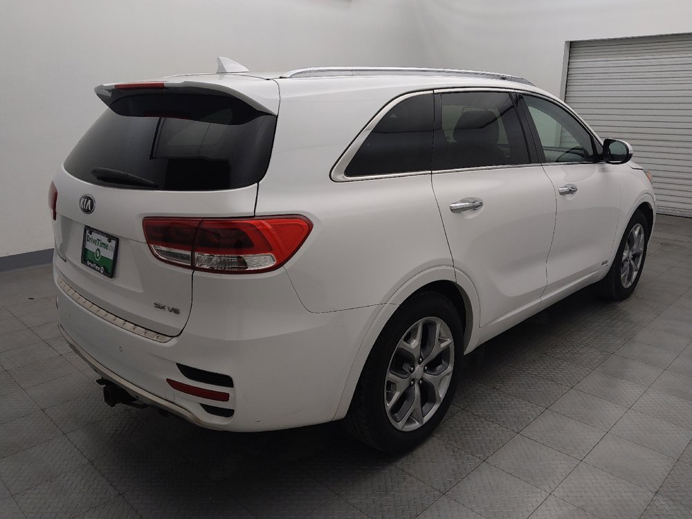 Used 2016 Kia Sorento SX image 9