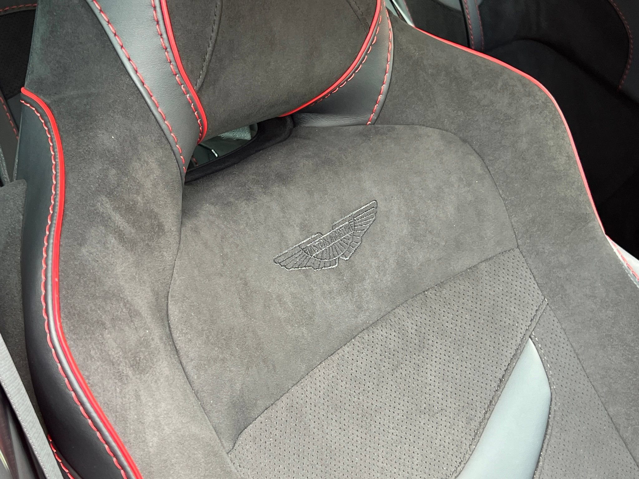 Used 2023 Aston Martin DBS Coupe RWD image 42