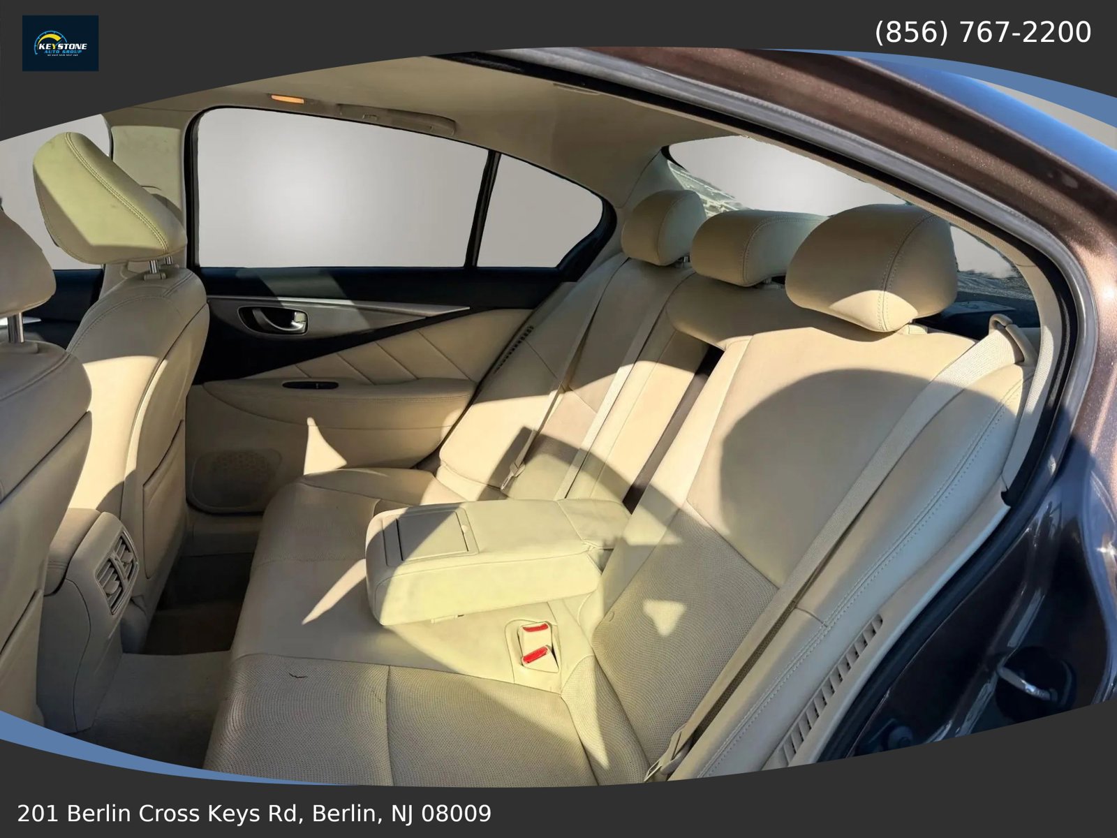 Used 2014 INFINITI Q50 Premium AWD/4WD image 23