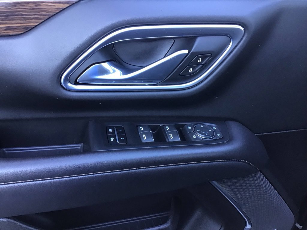 Used 2021 Chevrolet Tahoe High Country w/ Premium Package AWD/4WD image 10