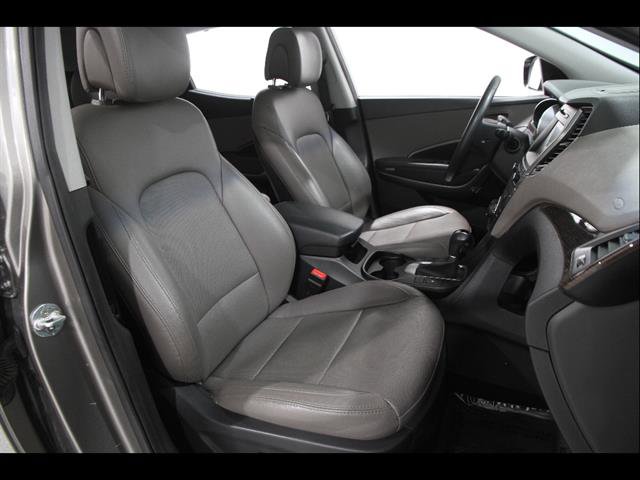 Used 2017 Hyundai Santa Fe Sport FWD image 17