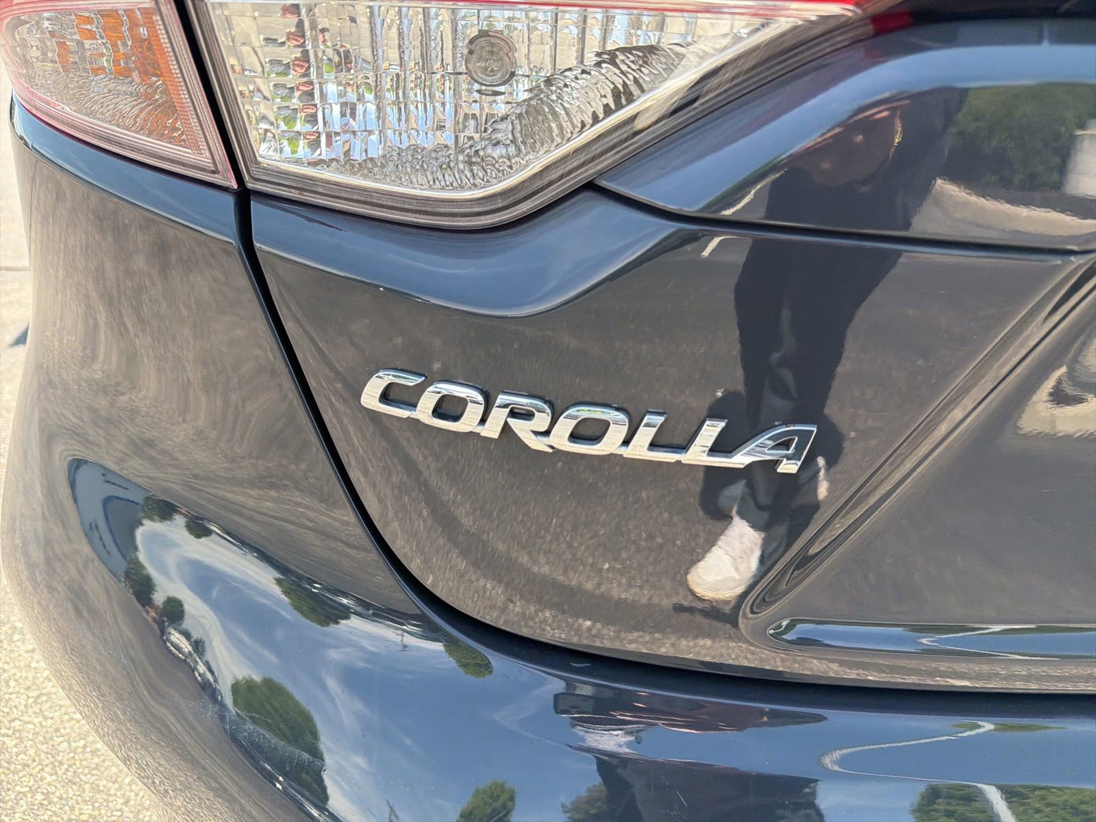 Used 2023 Toyota Corolla LE image 33