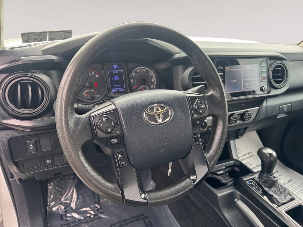 Used 2020 Toyota Tacoma SR AWD/4WD image 12