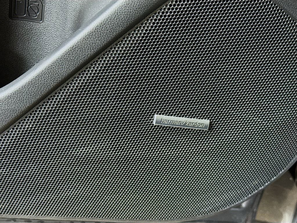 Used 2022 Subaru Forester Limited image 22