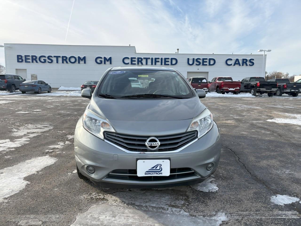 Used 2014 Nissan Versa Note SV image 3