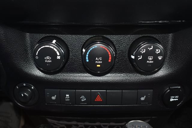Used 2017 Jeep Wrangler Unlimited Sport w/ Quick Order Package 24S AWD/4WD image 24