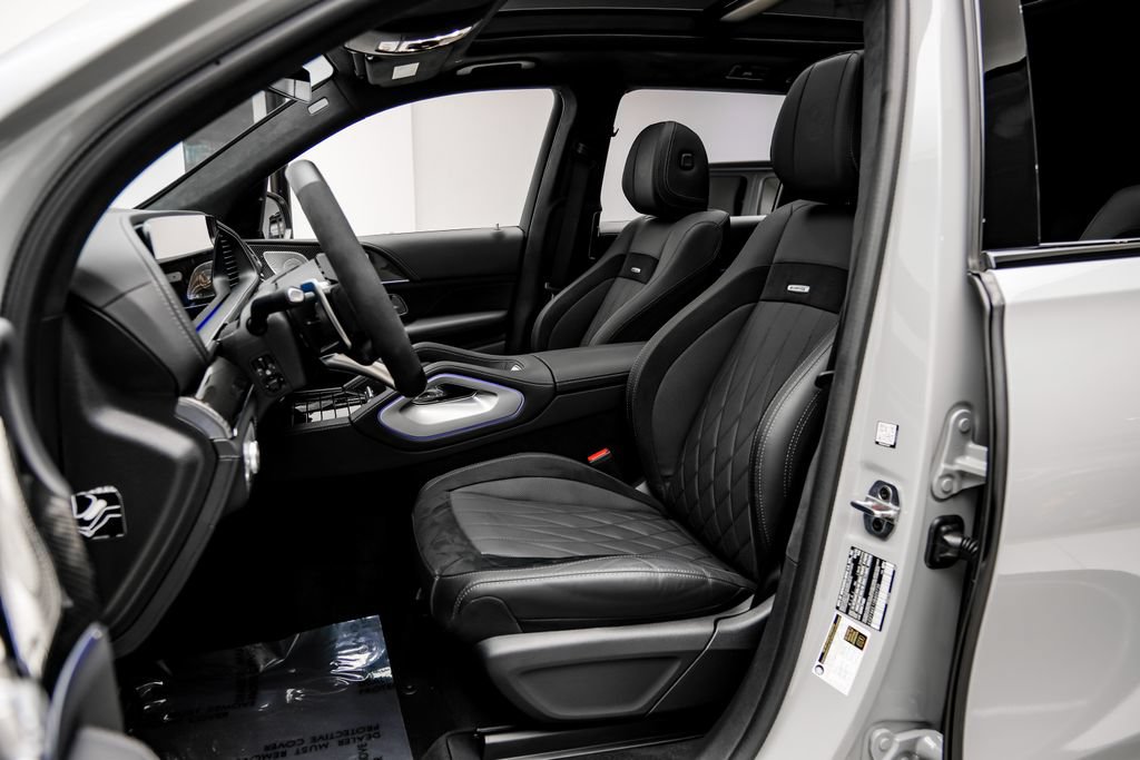 Used 2025 Mercedes-Benz GLS 63 AMG 4MATIC image 42