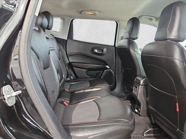 Used 2019 Jeep Compass Trailhawk AWD/4WD image 16