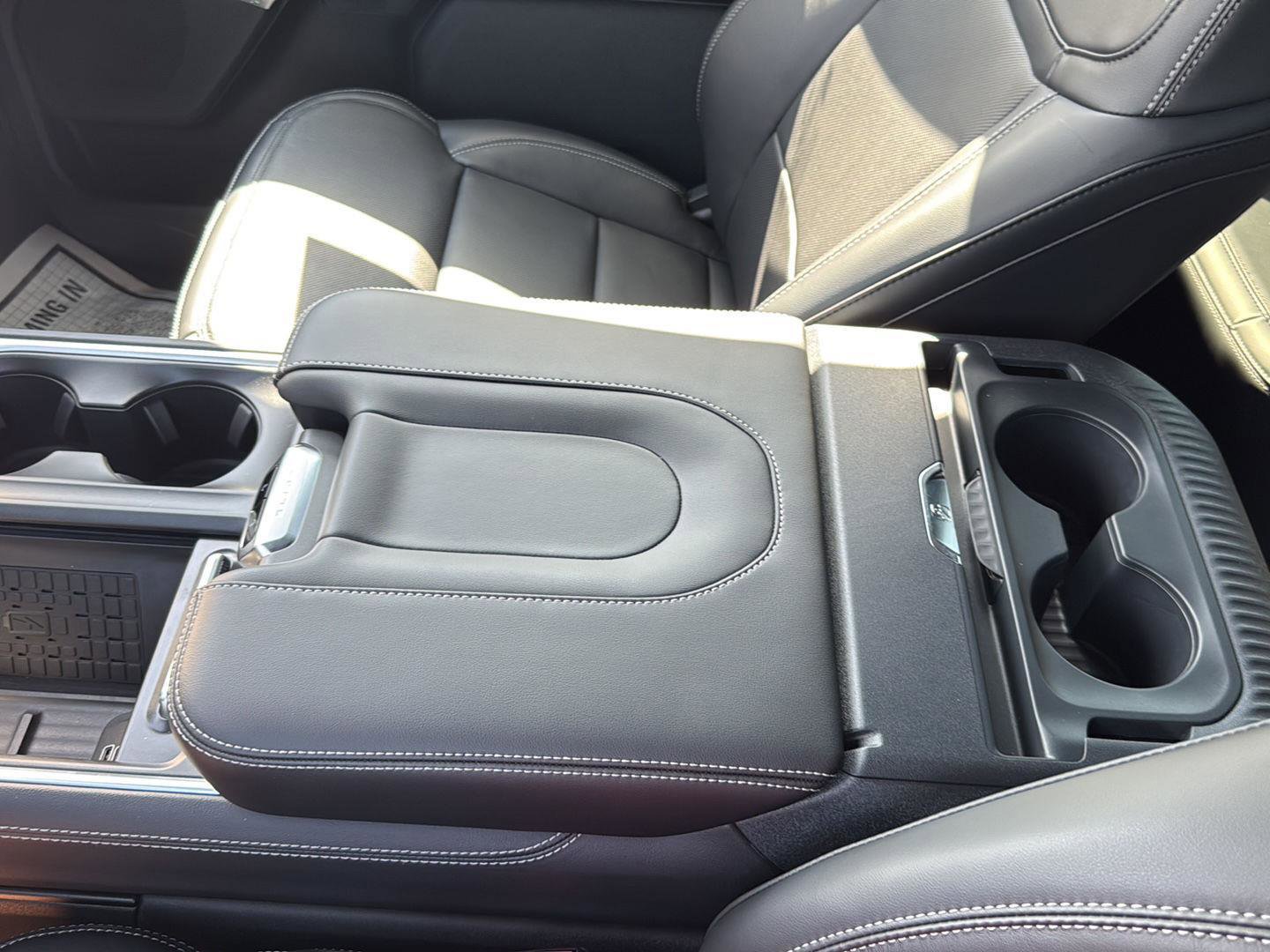 New 2025 Ford Expedition Platinum image 24
