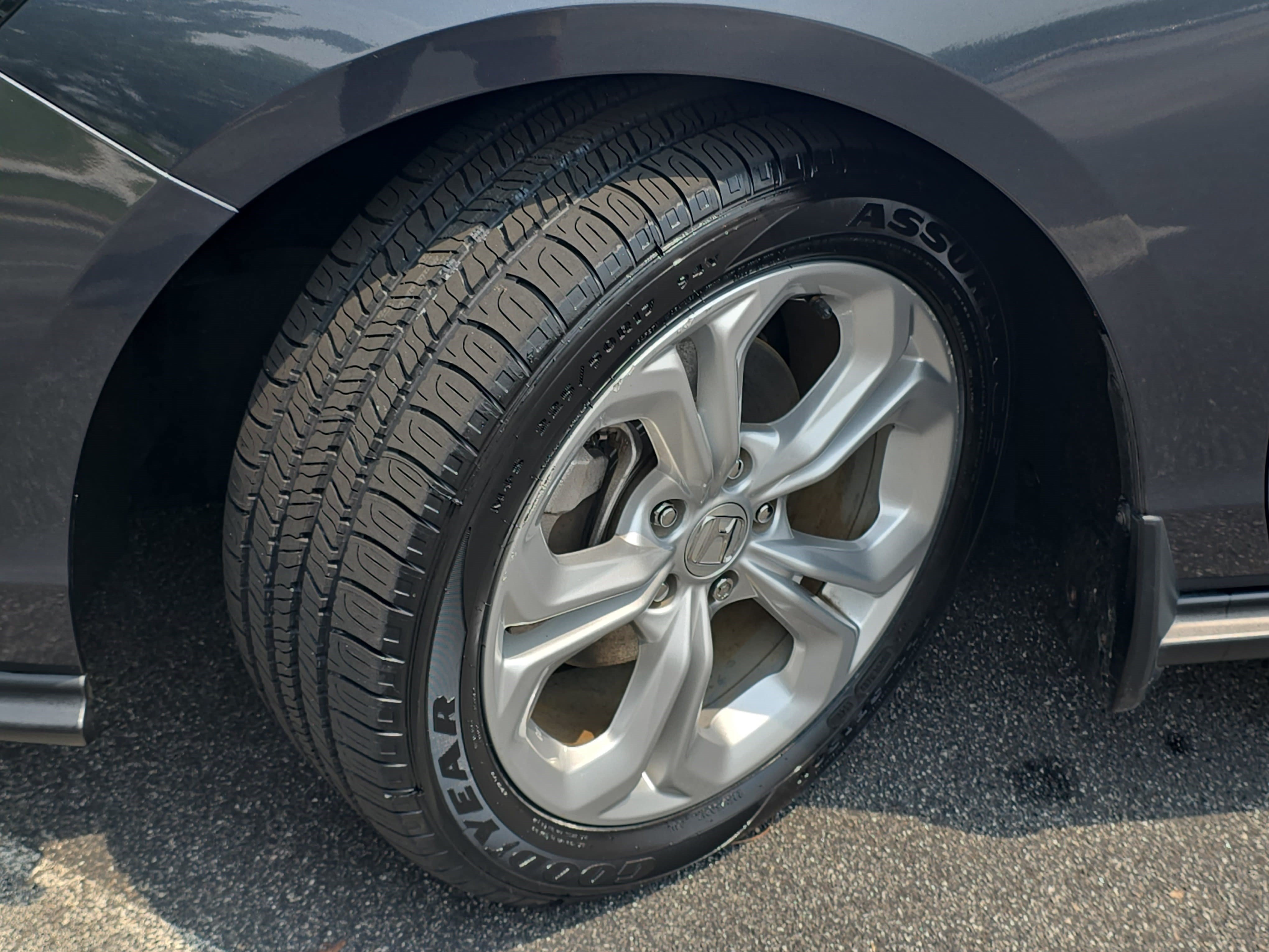 Used 2024 Honda Accord LX image 32