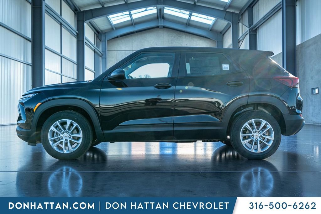 New 2026 Chevrolet TrailBlazer LS image 2