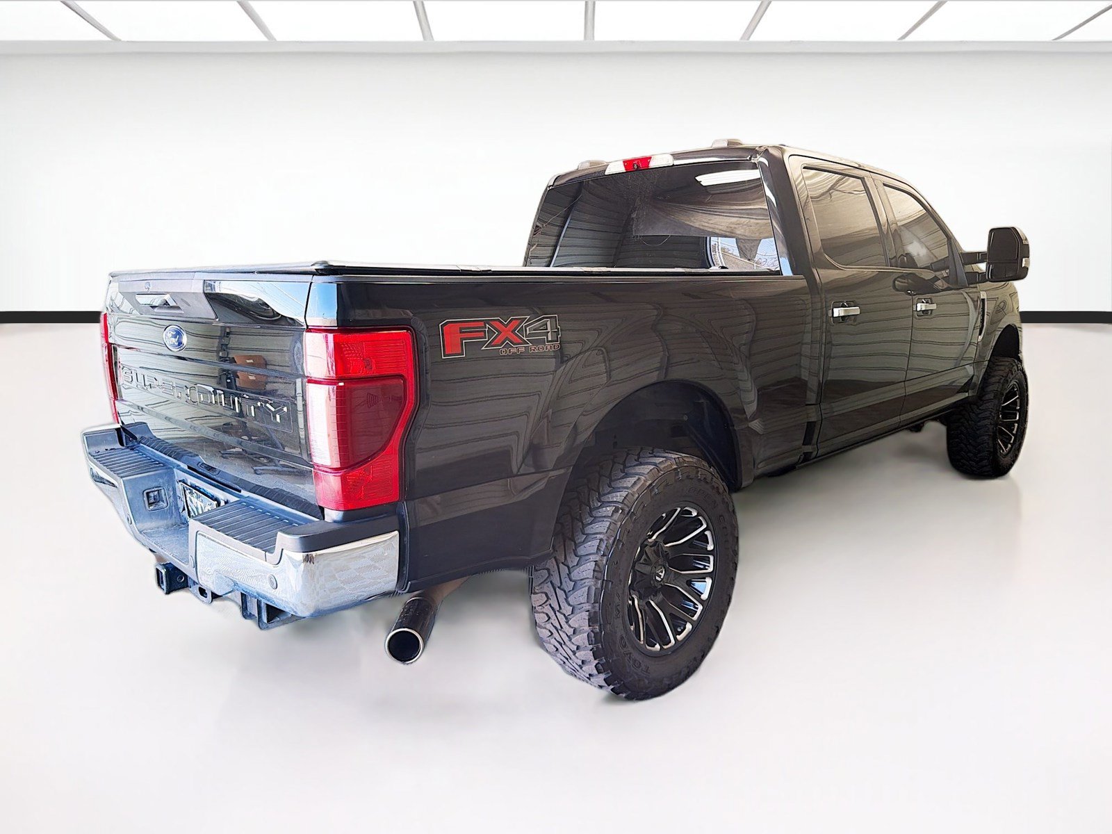 Used 2020 Ford F250 XLT w/ XLT Premium Package AWD/4WD image 4