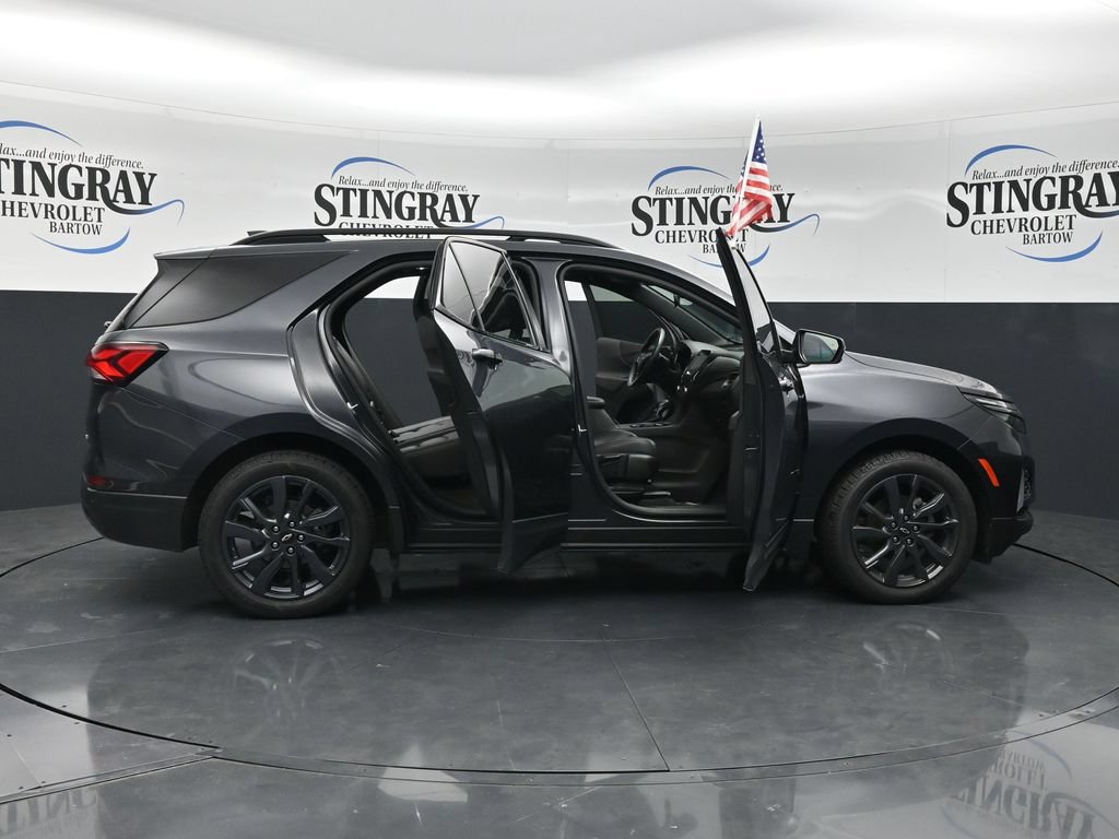 Used 2022 Chevrolet Equinox RS w/ RS Leather Package FWD image 39