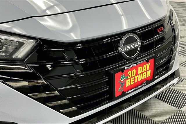 New 2025 Nissan Versa SR w/ Trunk Package image 15