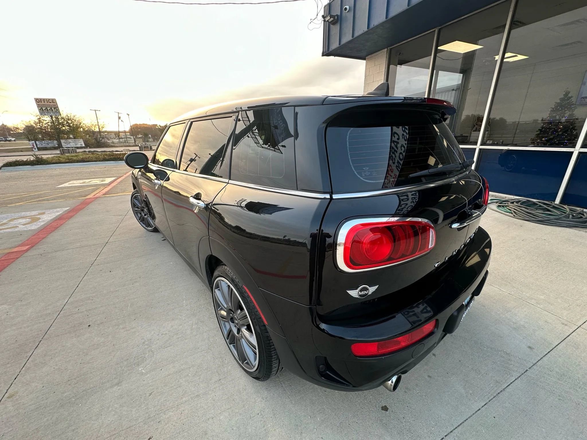 Used 2018 MINI Cooper Clubman S image 3