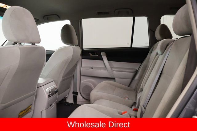Used 2012 Toyota Highlander 4WD w/ Tech Pkg image 28