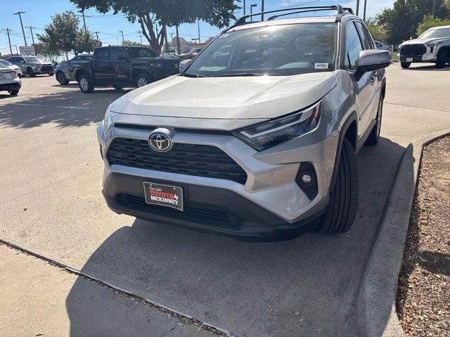 Used 2025 Toyota RAV4 XLE Premium w/ Weather Package FWD image 6
