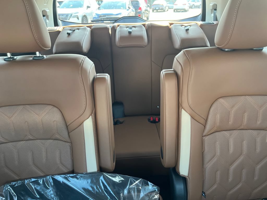 New 2026 Nissan Pathfinder Platinum AWD/4WD image 22