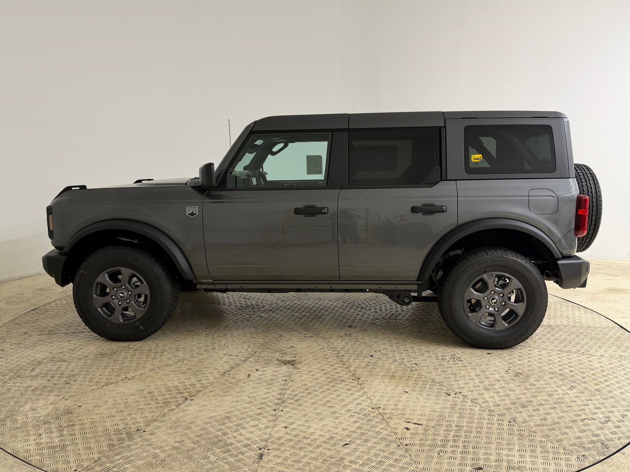 New 2026 Ford Bronco Big Bend image 2