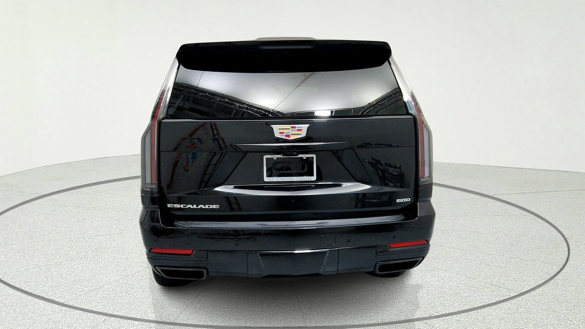 Certified 2025 Cadillac Escalade Sport Platinum w/ LPO, Floor Liner Package AWD/4WD image 4