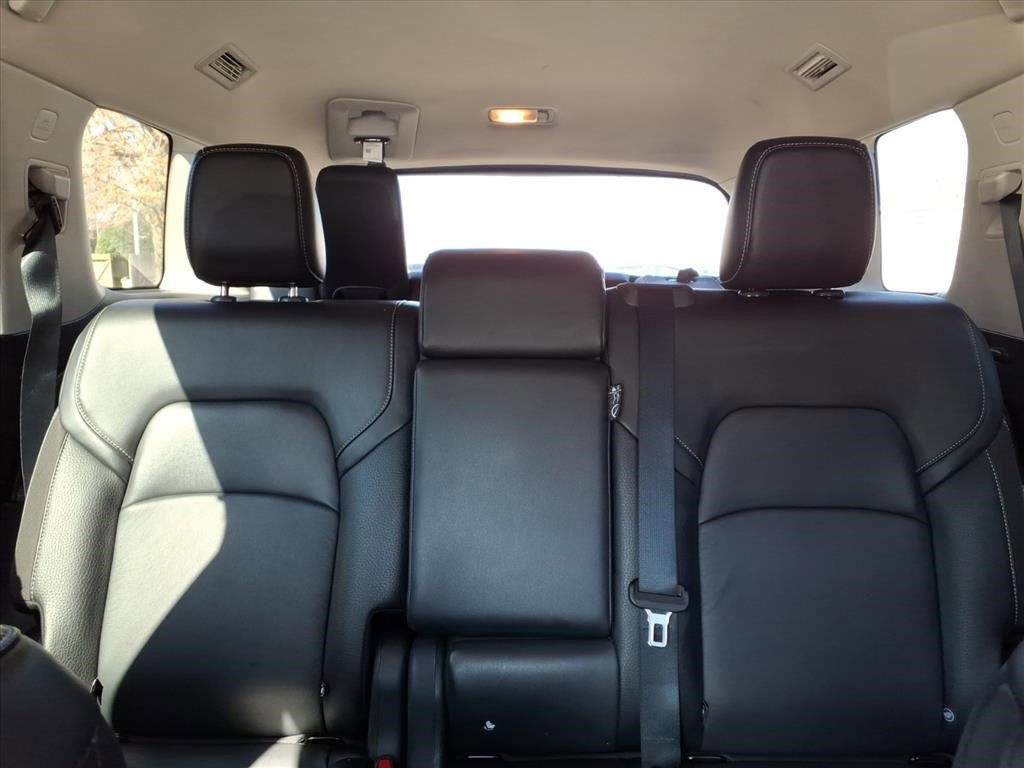 Used 2024 Nissan Pathfinder SL w/ Cargo Package image 35