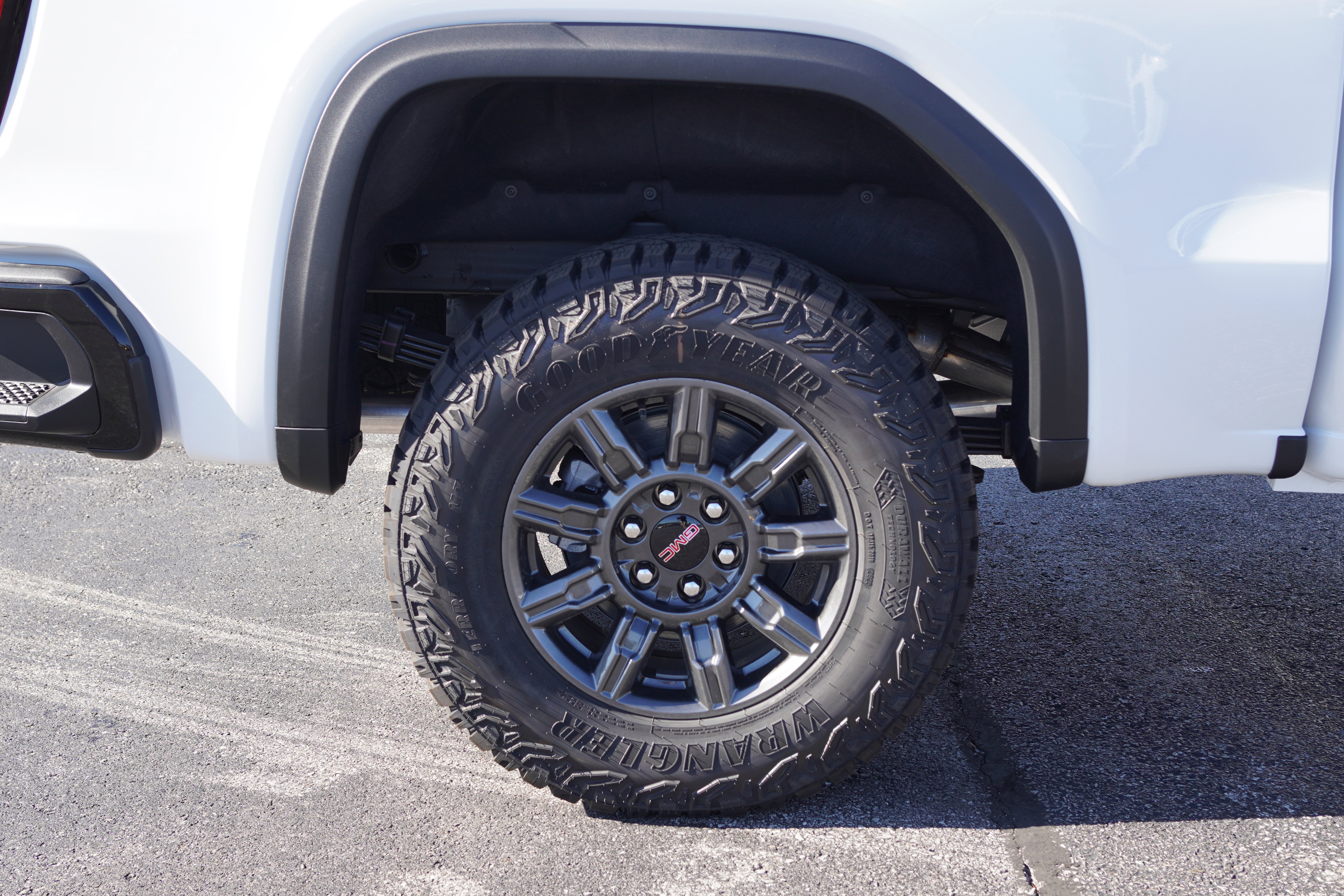 New 2026 GMC Sierra 1500 AT4X AWD/4WD image 16