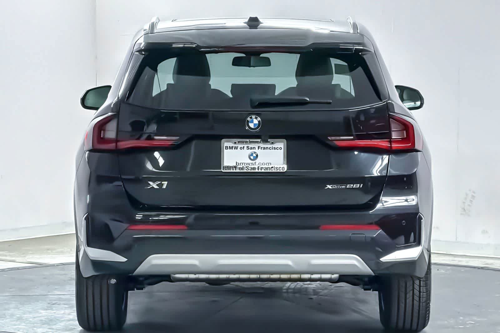 New 2026 BMW X1 xDrive28i w/ Technology Package AWD/4WD image 7