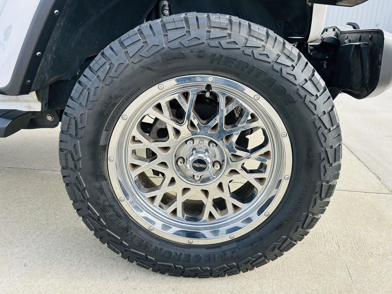 Used 2022 Jeep Gladiator Sport image 34