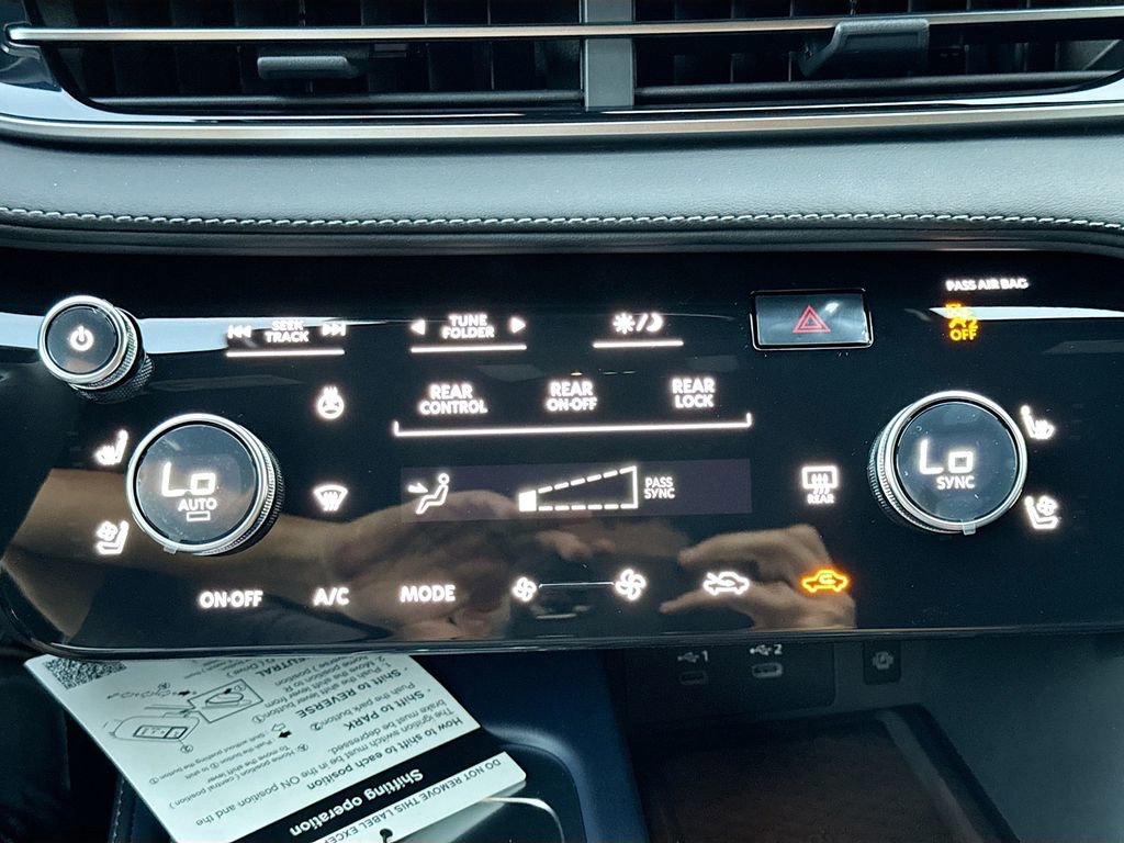 Used 2026 INFINITI QX60 Sport w/ Dark Cargo Package image 17