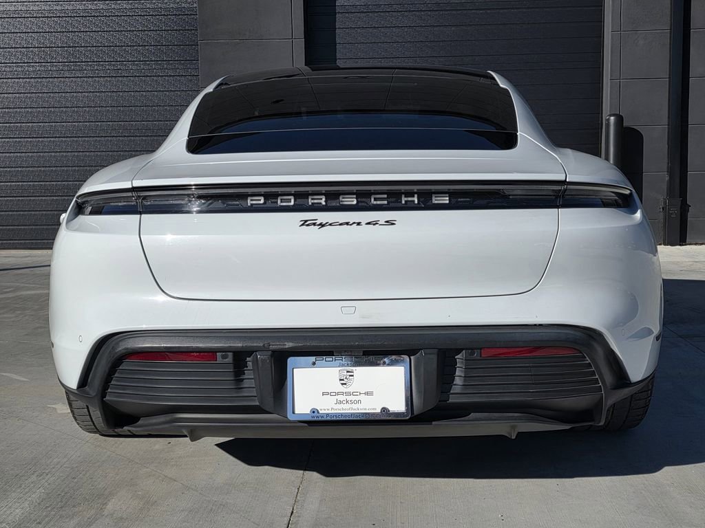 Used 2020 Porsche Taycan 4S image 10