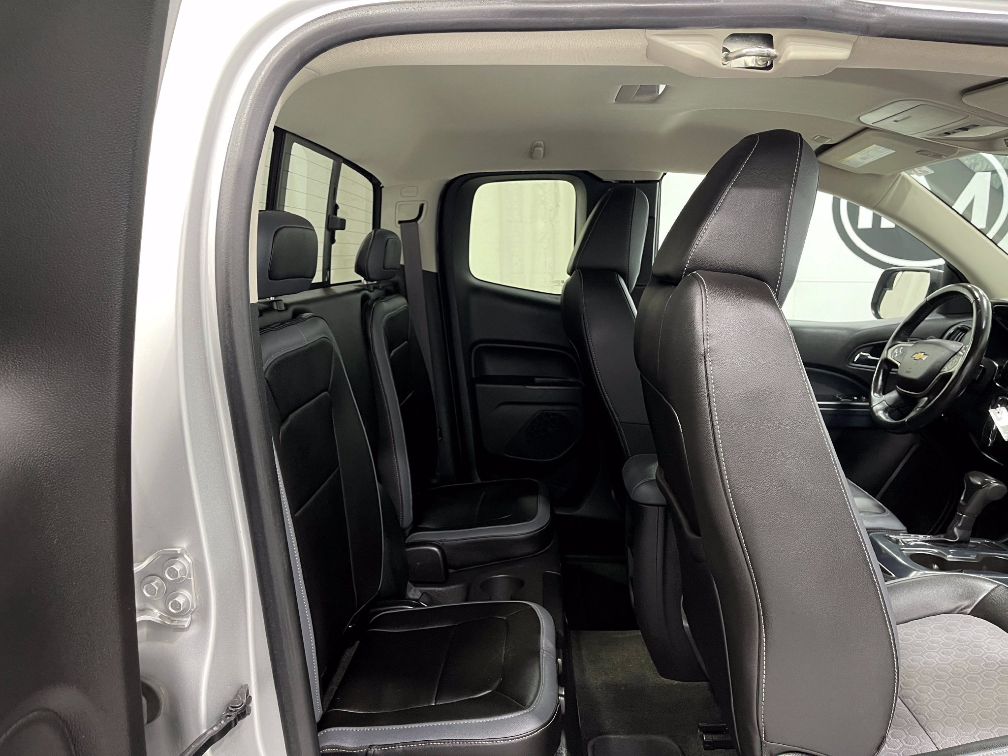 Used 2017 Chevrolet Colorado Z71 AWD/4WD image 26