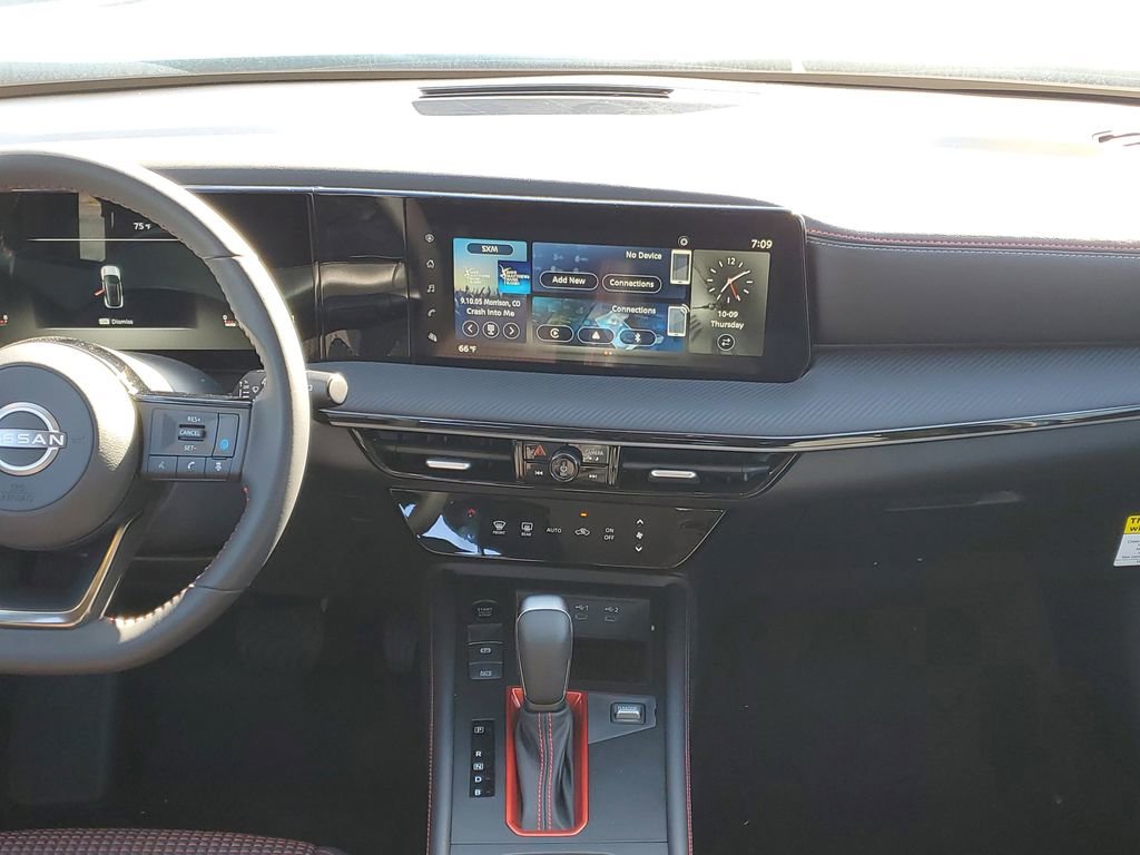 New 2025 Nissan Kicks SR image 23