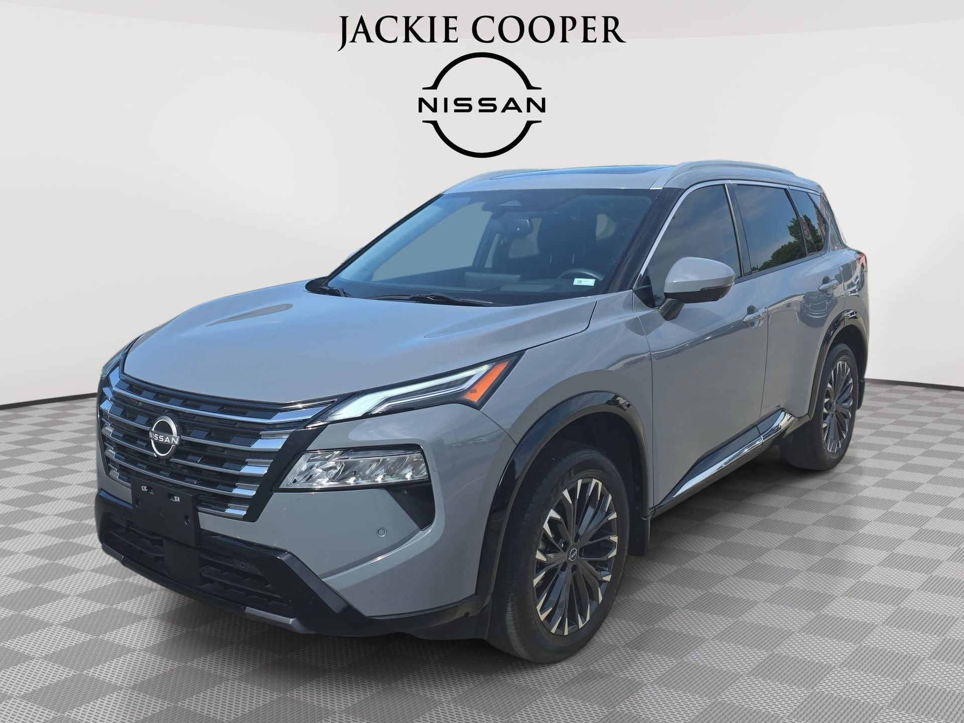 Used 2024 Nissan Rogue Platinum w/ Platinum Premium Package