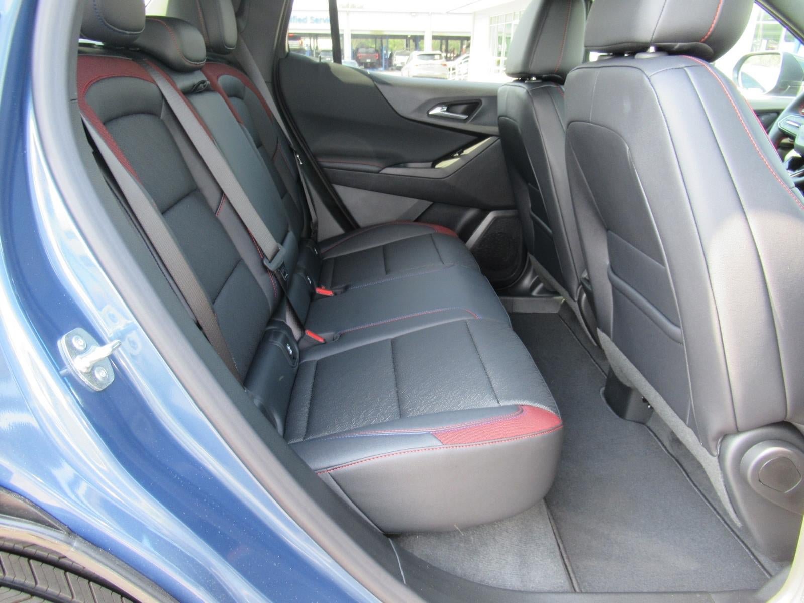 New 2026 Chevrolet Equinox RS FWD image 31