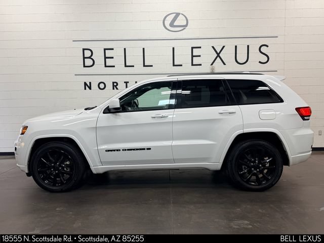 Used 2022 Jeep Grand Cherokee Laredo X RWD image 7