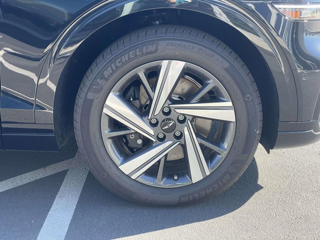 New 2026 Genesis GV70 3.5T Sport Advanced AWD/4WD image 32