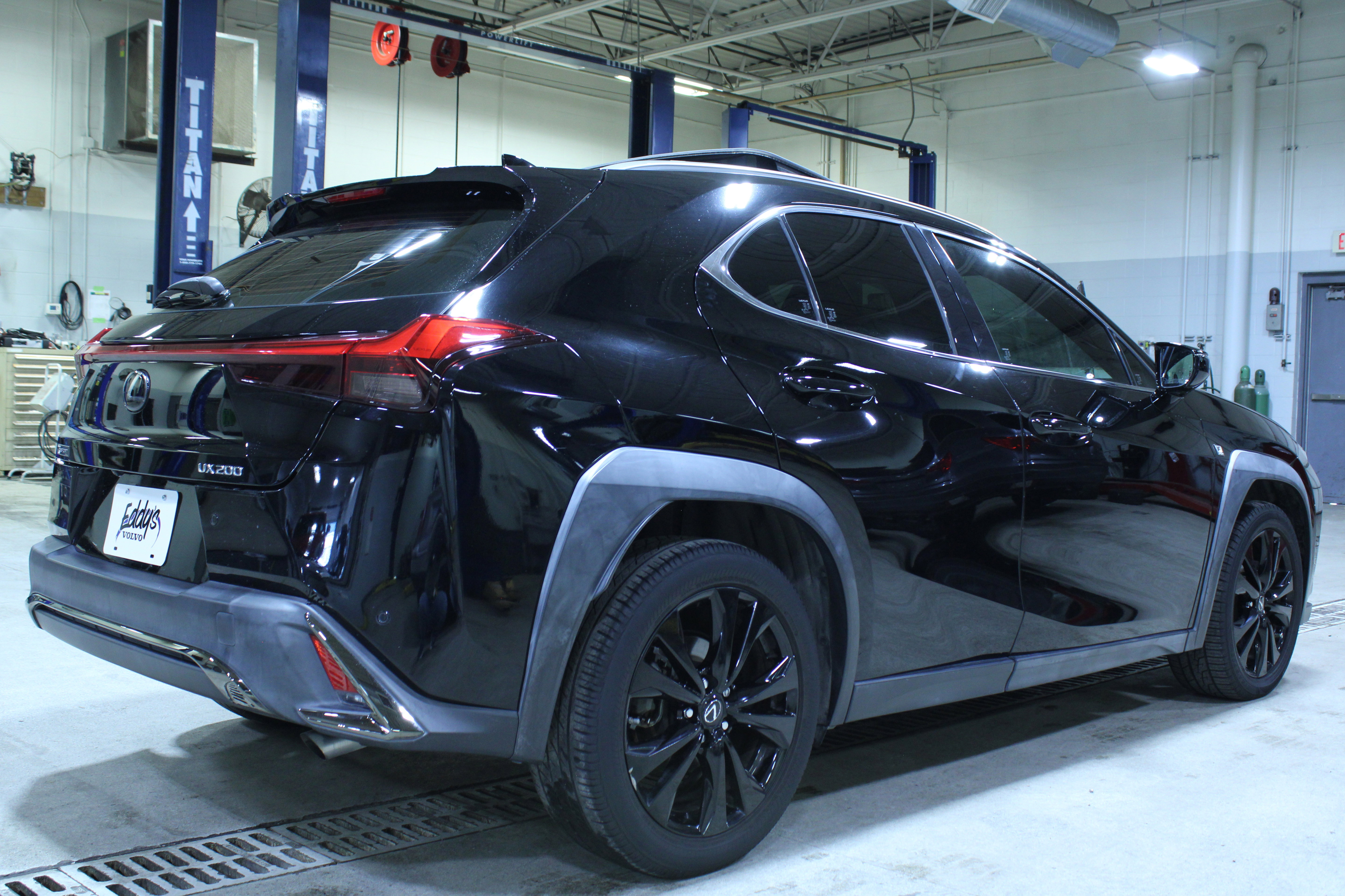 Used 2019 Lexus UX 200 F Sport w/ F Sport Premium Package image 34