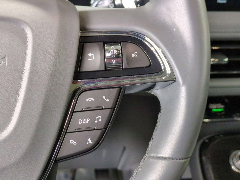 Certified 2023 Lincoln Nautilus Reserve w/ Equipment Group 201A image 21