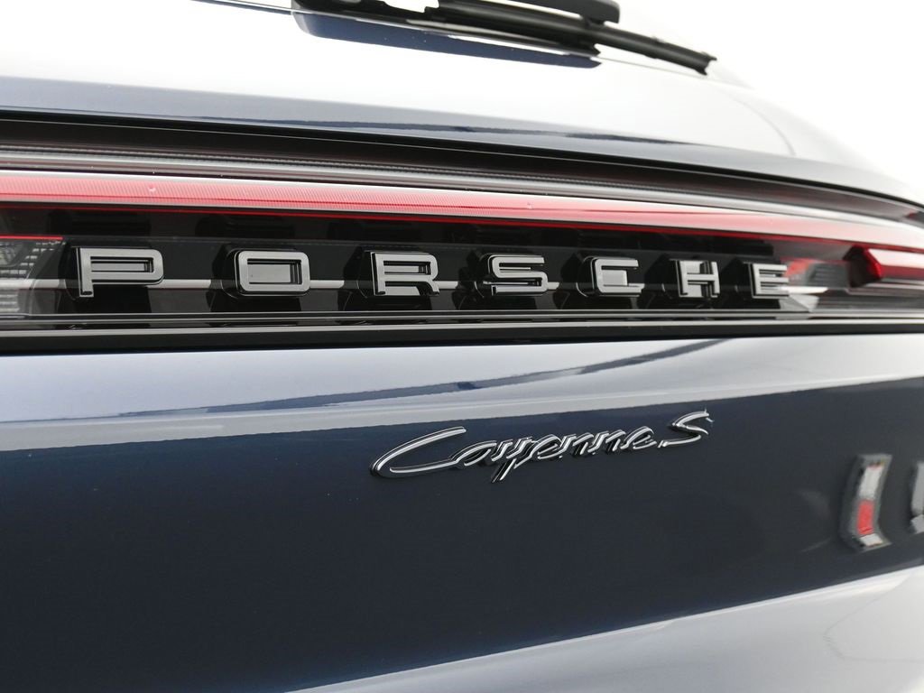 New 2026 Porsche Cayenne S image 14