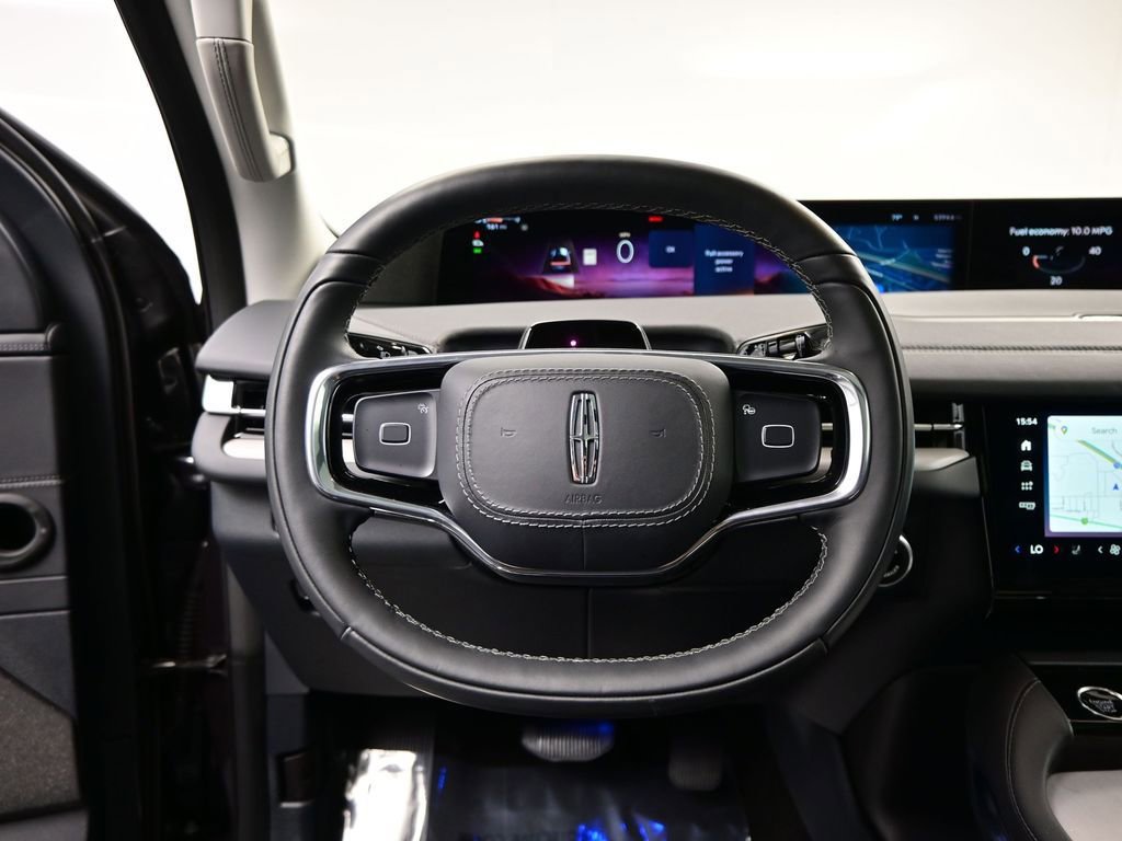 Used 2025 Lincoln Navigator Reserve AWD/4WD image 21