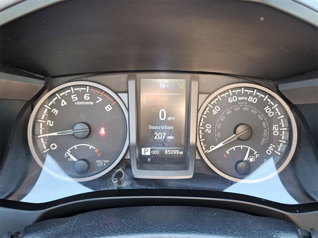 Used 2020 Toyota Tacoma TRD Off-Road image 24