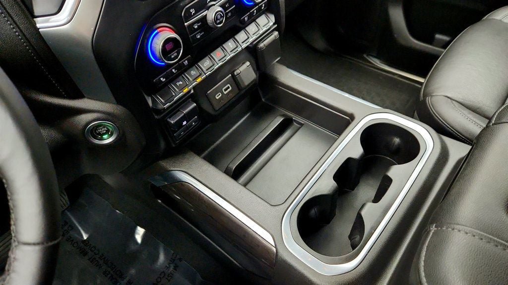 Used 2022 Chevrolet Silverado 1500 LTZ AWD/4WD image 16