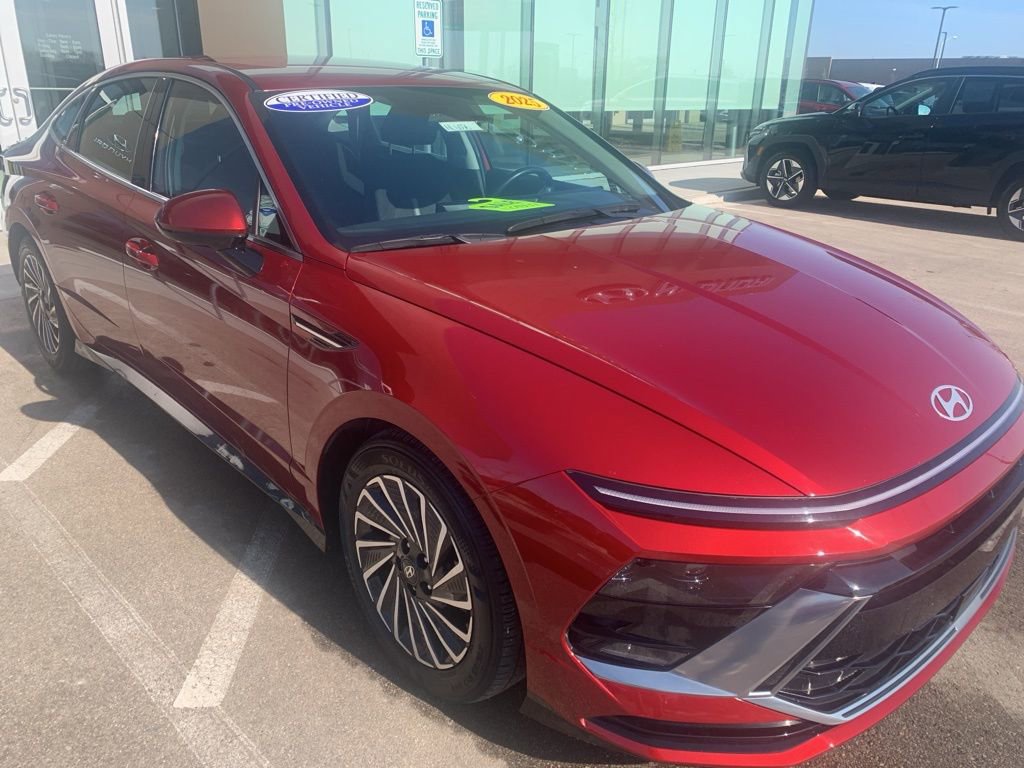 Certified 2025 Hyundai Sonata SEL image 8