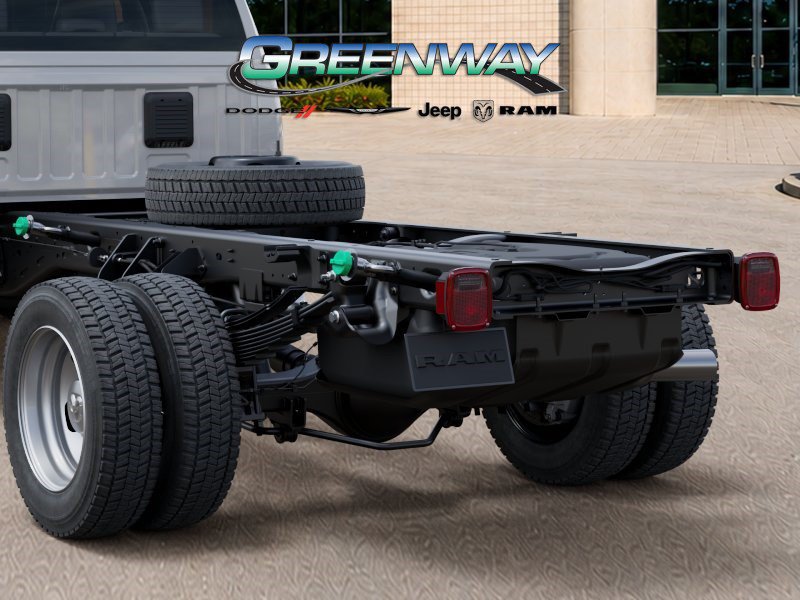 New 2026 RAM 5500 Tradesman w/ Chrome Appearance Group AWD/4WD image 13