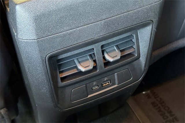 Used 2024 GMC Canyon AT4 w/ AT4 Premium Package image 43