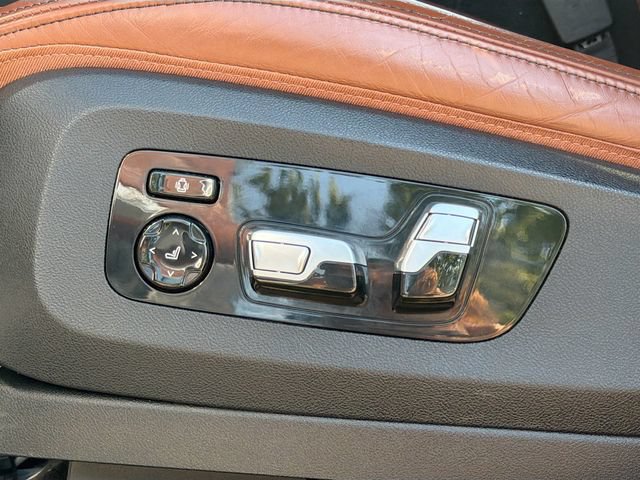 Used 2023 BMW X7 M60i w/ Executive Package AWD/4WD image 27